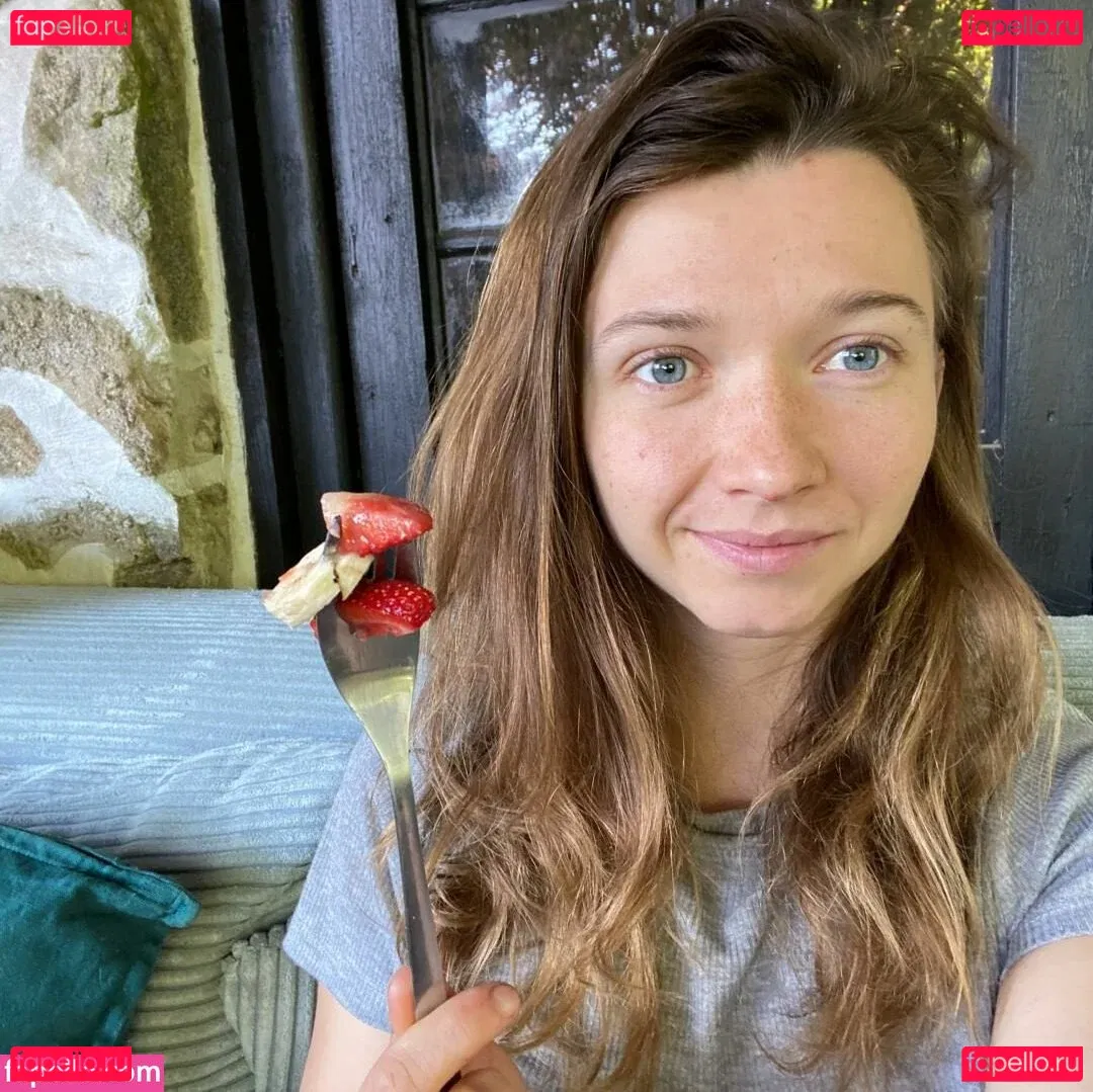 beeboo.girl Onlyfans Photo Gallery 