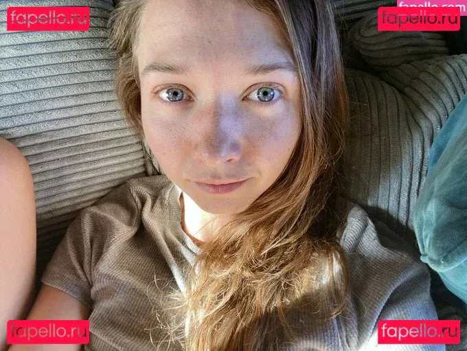 beeboo.girl Onlyfans Photo Gallery 