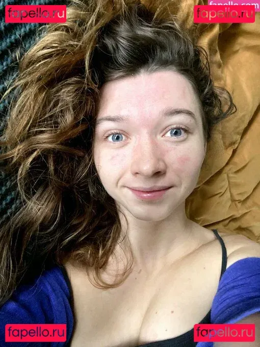 beeboo.girl Onlyfans Photo Gallery 