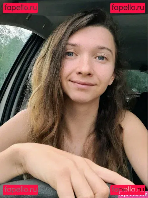 beeboo.girl Onlyfans Photo Gallery 