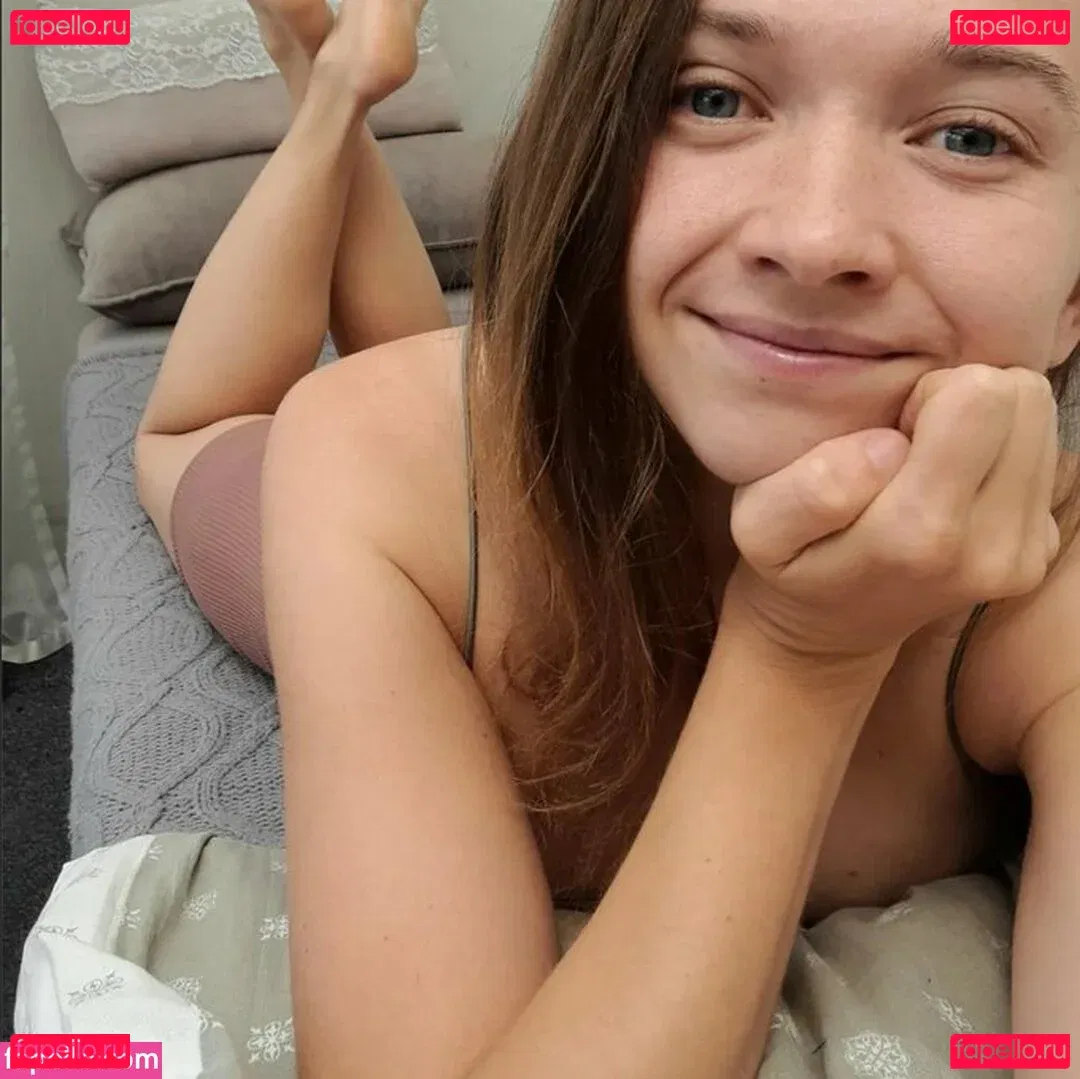 beeboo.girl Onlyfans Photo Gallery 
