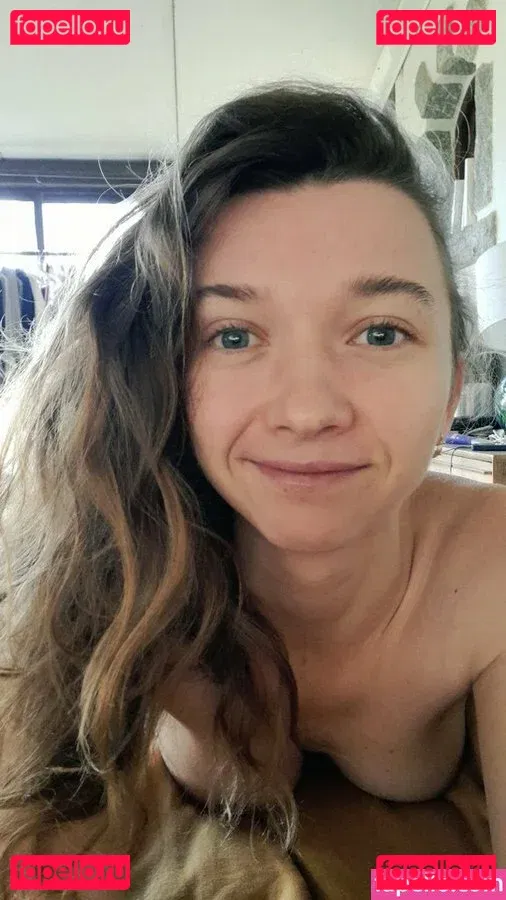 beeboo.girl Onlyfans Photo Gallery 