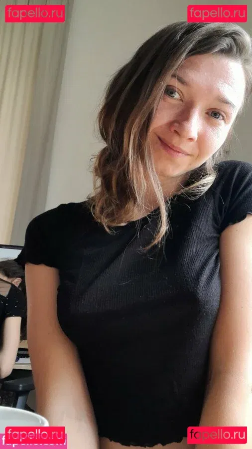 beeboo.girl Onlyfans Photo Gallery 