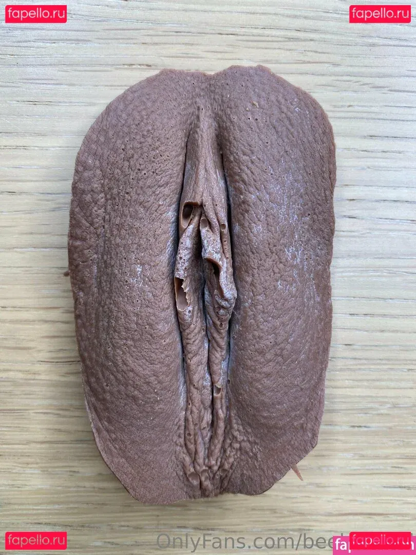 beeboo.girl Onlyfans Photo Gallery 