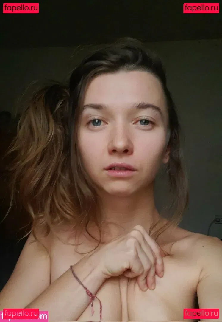 beeboo.girl Onlyfans Photo Gallery 