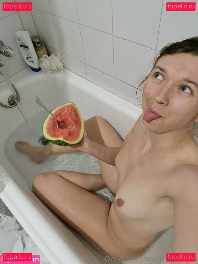 beeboo.girl Onlyfans Photo Gallery 