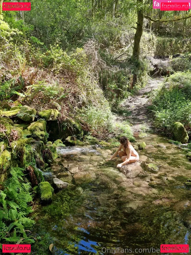 beeboo.girl Onlyfans Photo Gallery 