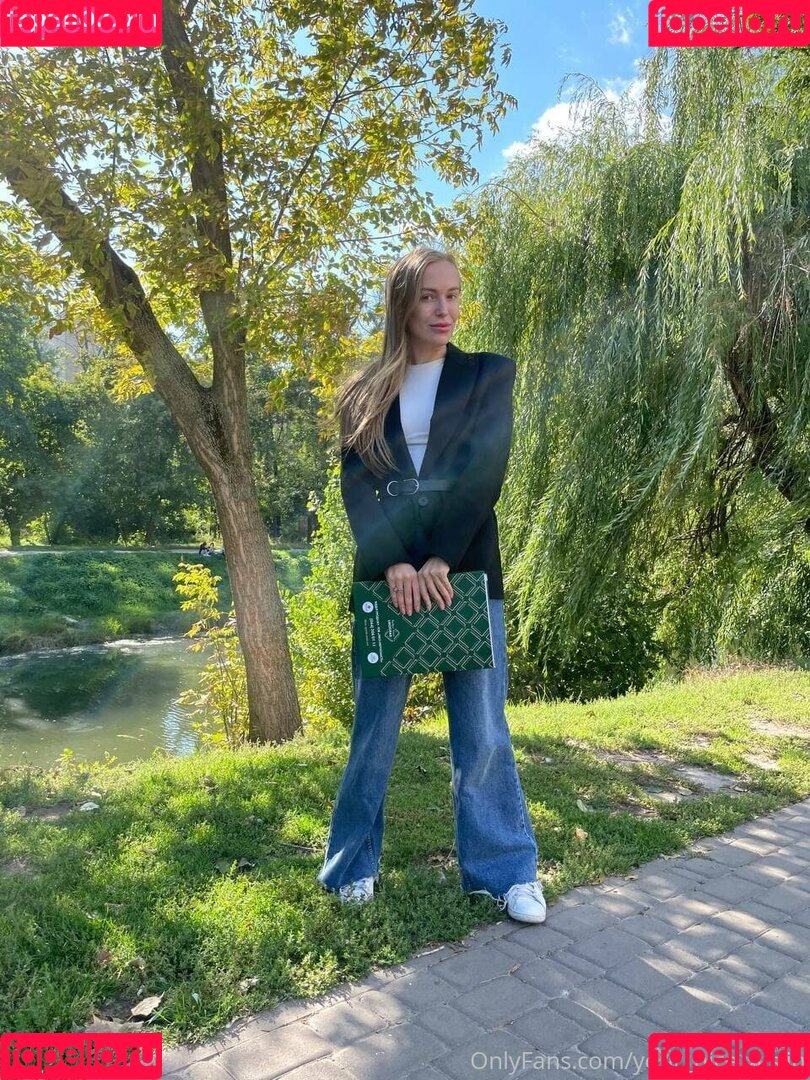 your_nice_aislin Onlyfans Photo Gallery 