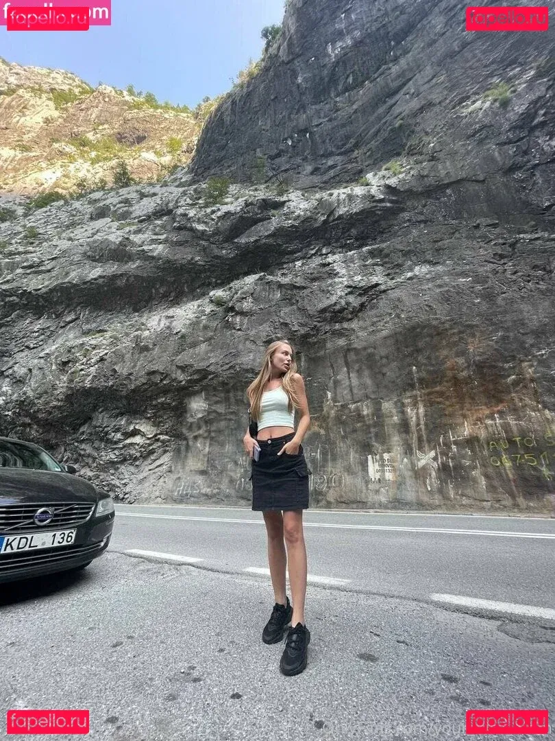 your_nice_aislin Onlyfans Photo Gallery 