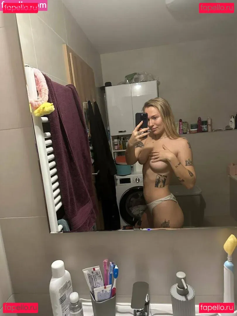 your_nice_aislin Onlyfans Photo Gallery 