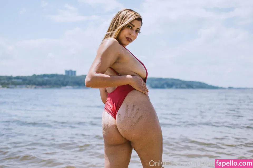 bittersweetmars Onlyfans Photo Gallery 