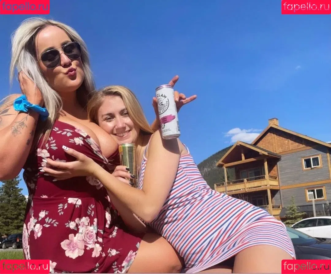 Lilly Alcorn Onlyfans Photo Gallery 