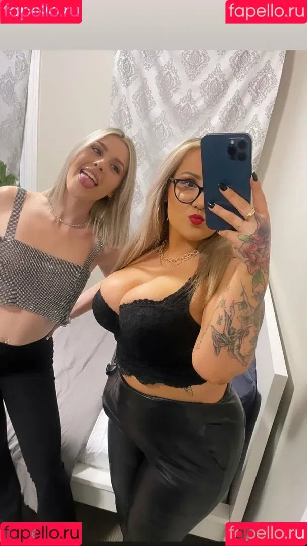 Lilly Alcorn Onlyfans Photo Gallery 