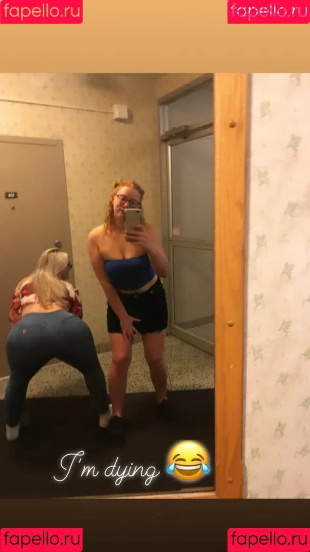 Lilly Alcorn Onlyfans Photo Gallery 
