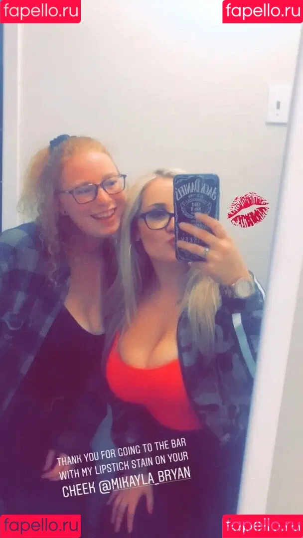 Lilly Alcorn Onlyfans Photo Gallery 