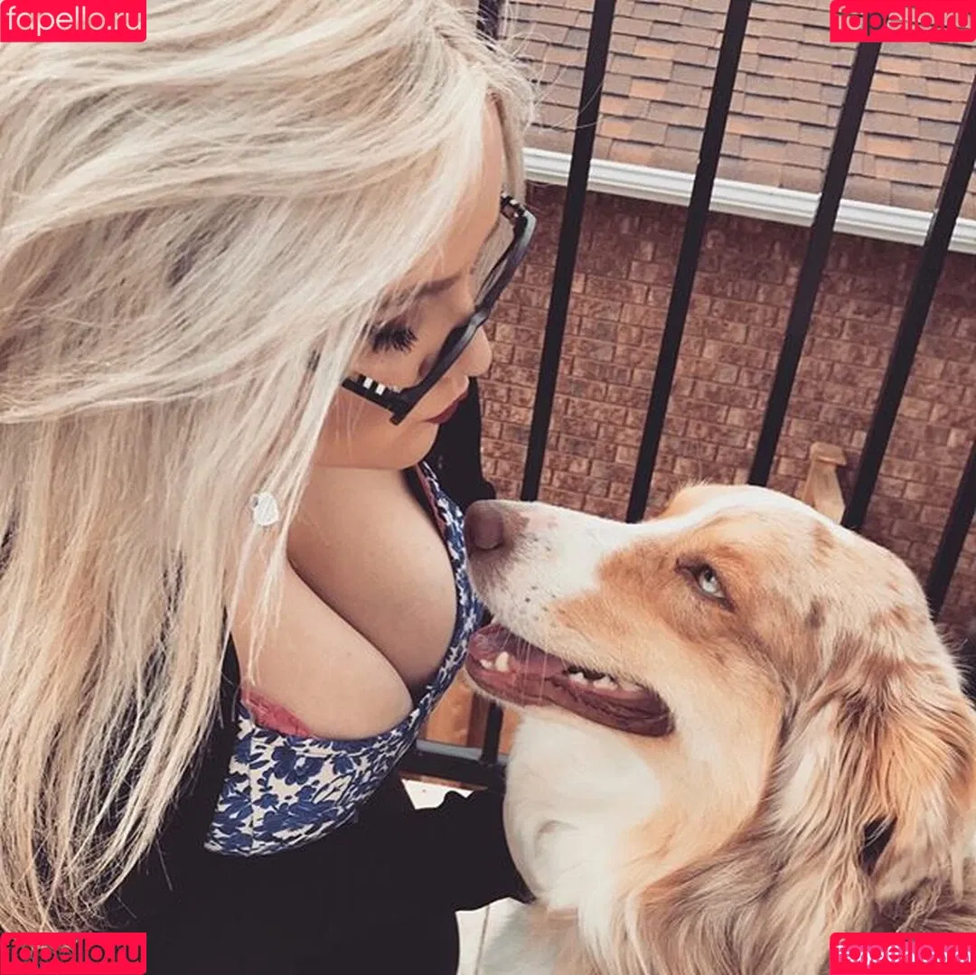 Lilly Alcorn Onlyfans Photo Gallery 