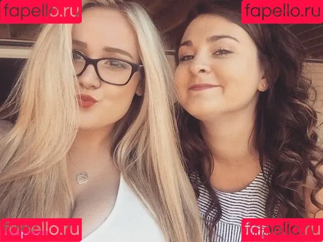 Lilly Alcorn Onlyfans Photo Gallery 