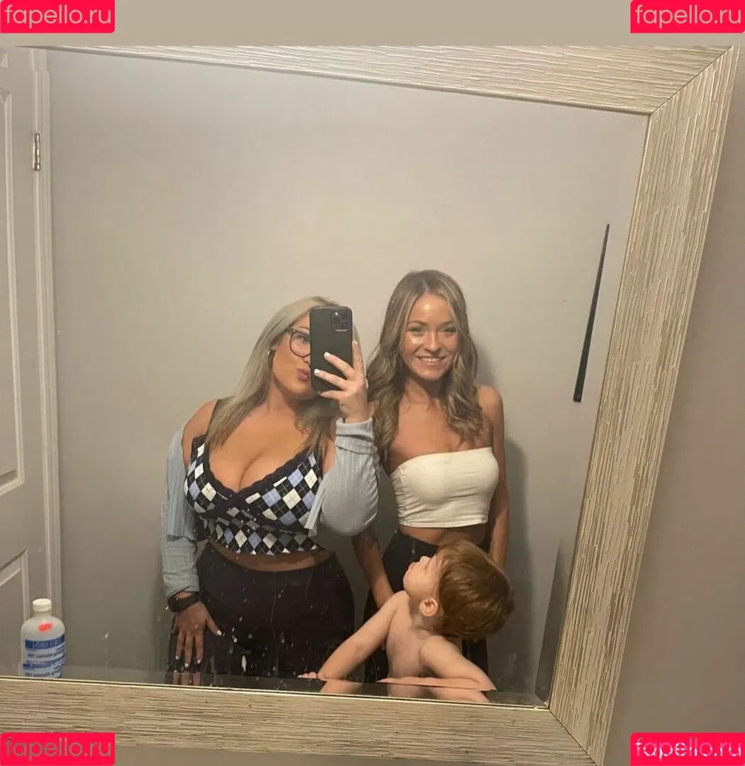 Lilly Alcorn Onlyfans Photo Gallery 