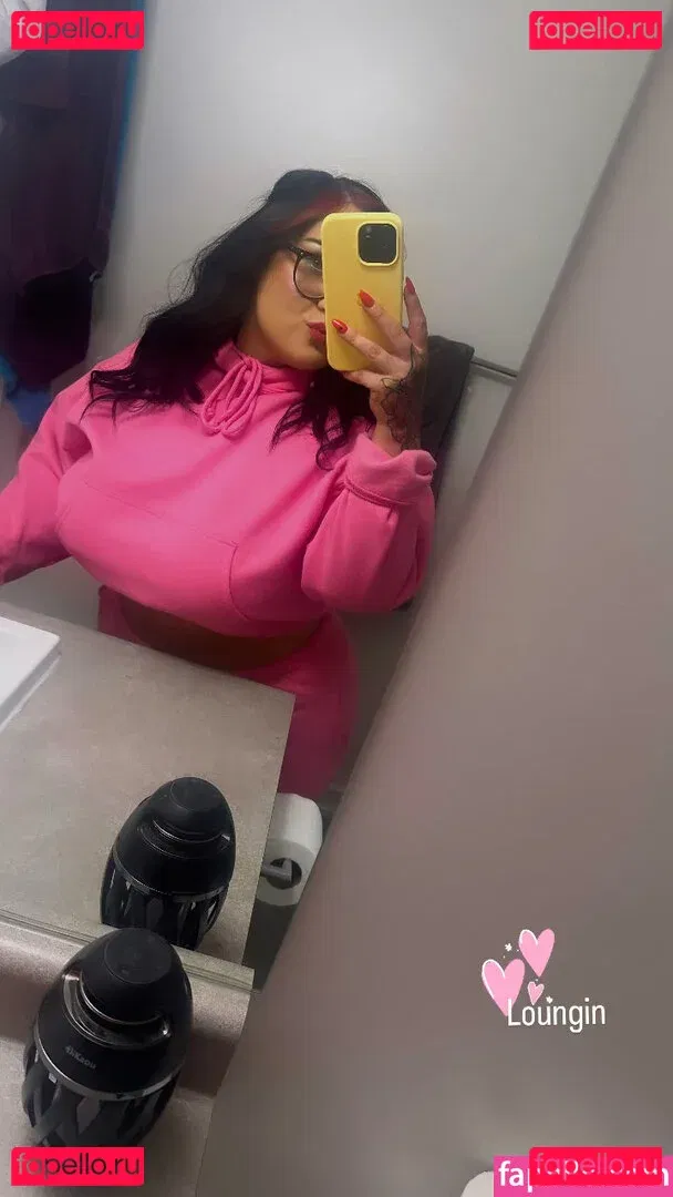 Lilly Alcorn Onlyfans Photo Gallery 