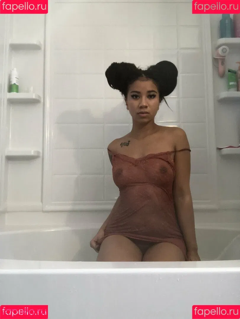 ameenagreen Onlyfans Photo Gallery 
