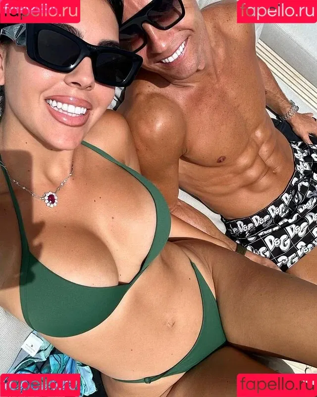 Georgina Rodriguez Onlyfans Photo Gallery 