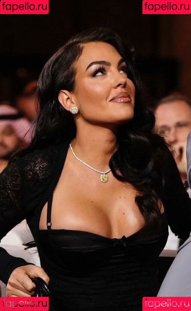 Georgina Rodriguez Onlyfans Photo Gallery 