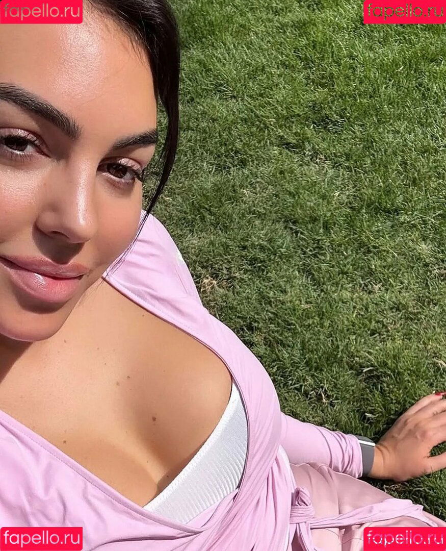 Georgina Rodriguez Onlyfans Photo Gallery 