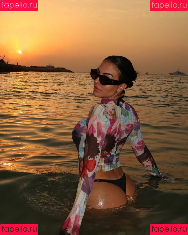 Georgina Rodriguez Onlyfans Photo Gallery 