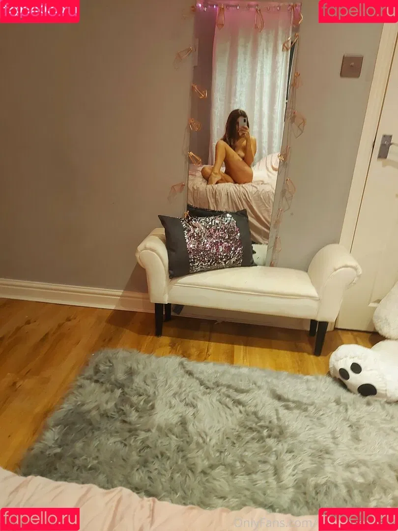 littlemisslouj Onlyfans Photo Gallery 