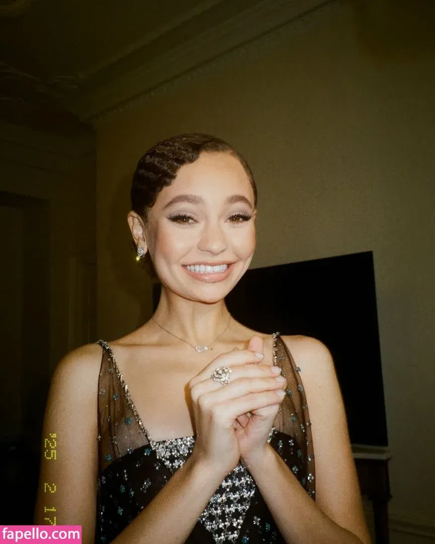 Nika Parker Onlyfans Photo Gallery 