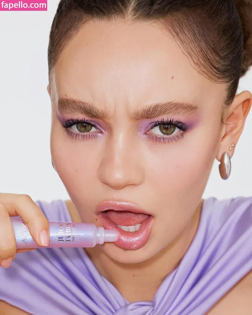 Nika Parker Onlyfans Photo Gallery 