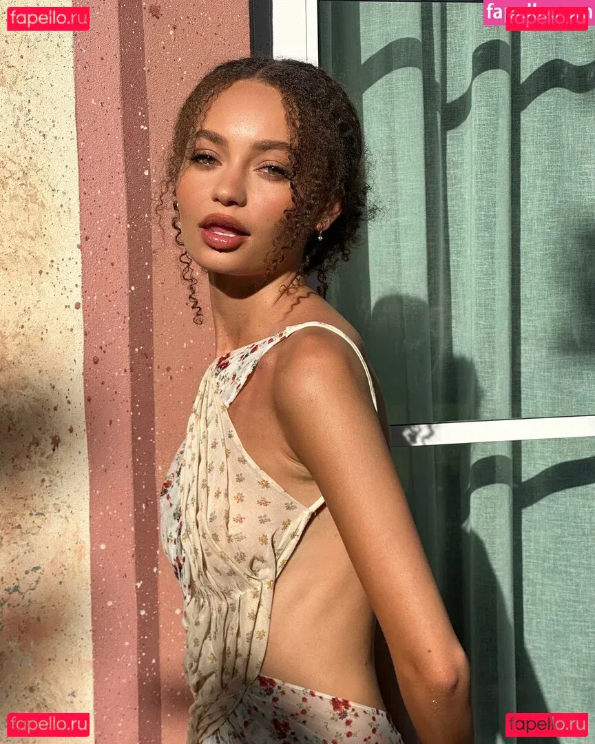 Nika Parker Onlyfans Photo Gallery 