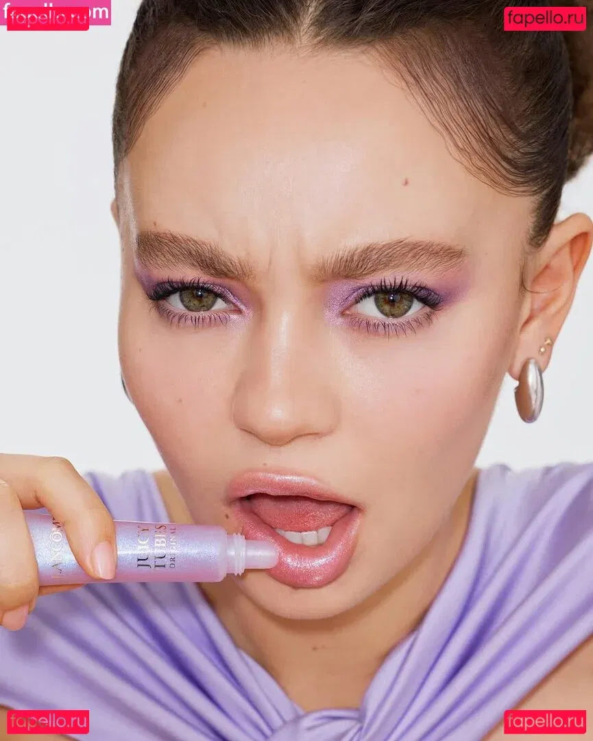 Nika Parker Onlyfans Photo Gallery 