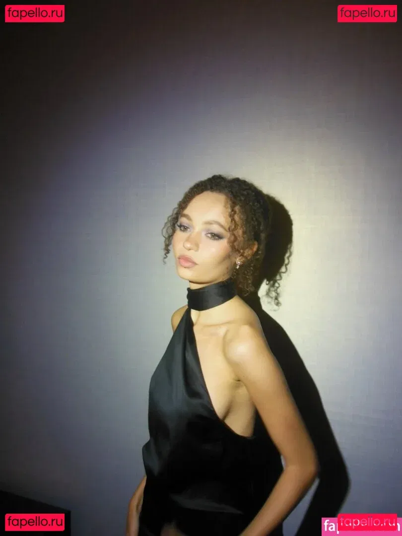 Nika Parker Onlyfans Photo Gallery 