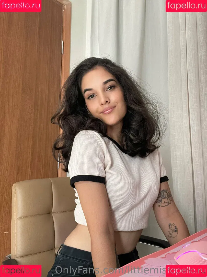 littlemisskimmy Onlyfans Photo Gallery 