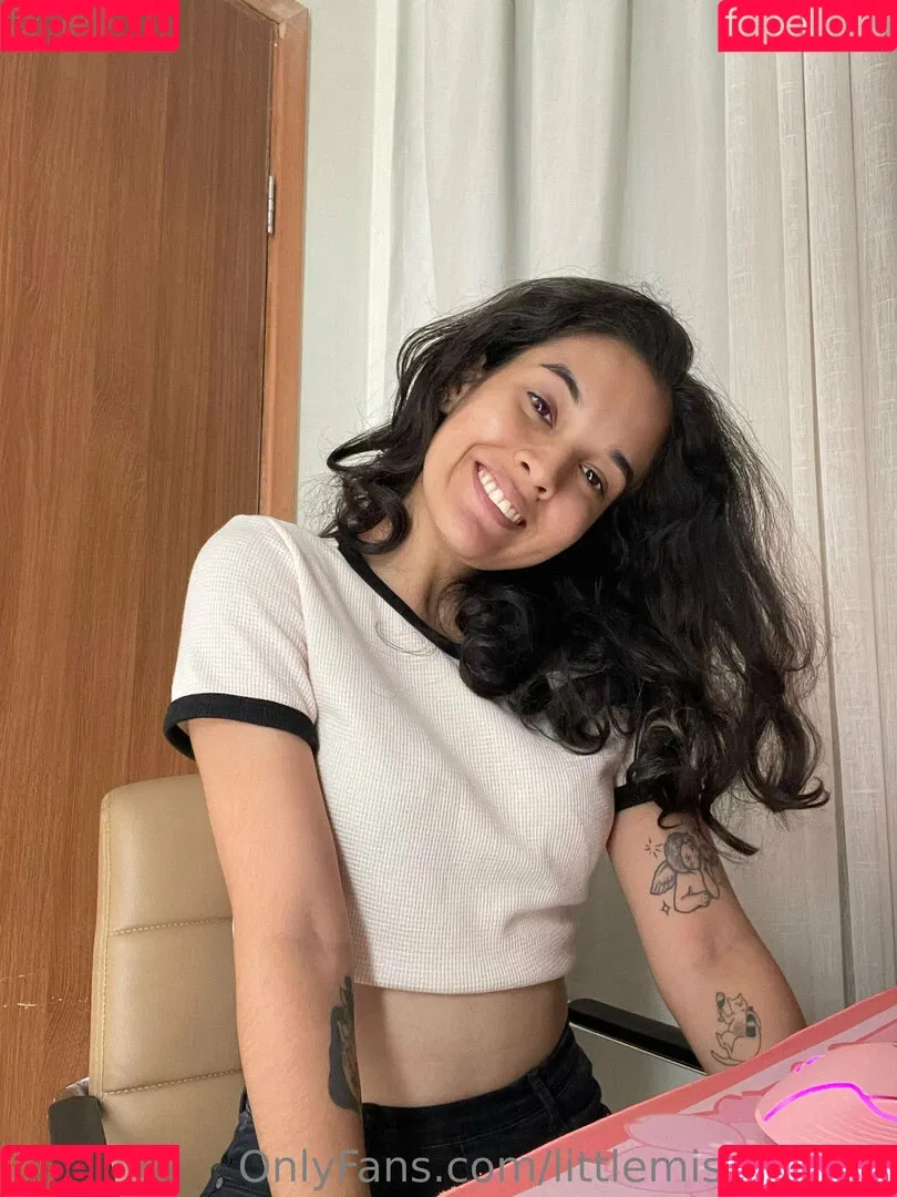 littlemisskimmy Onlyfans Photo Gallery 