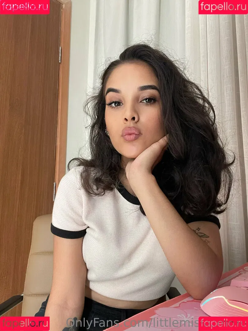 littlemisskimmy Onlyfans Photo Gallery 