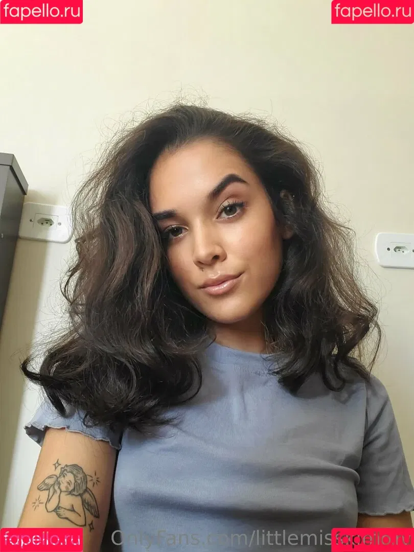 littlemisskimmy Onlyfans Photo Gallery 