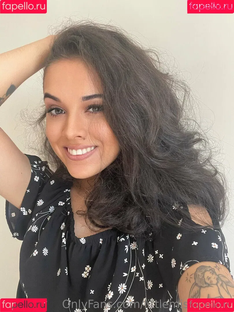 littlemisskimmy Onlyfans Photo Gallery 