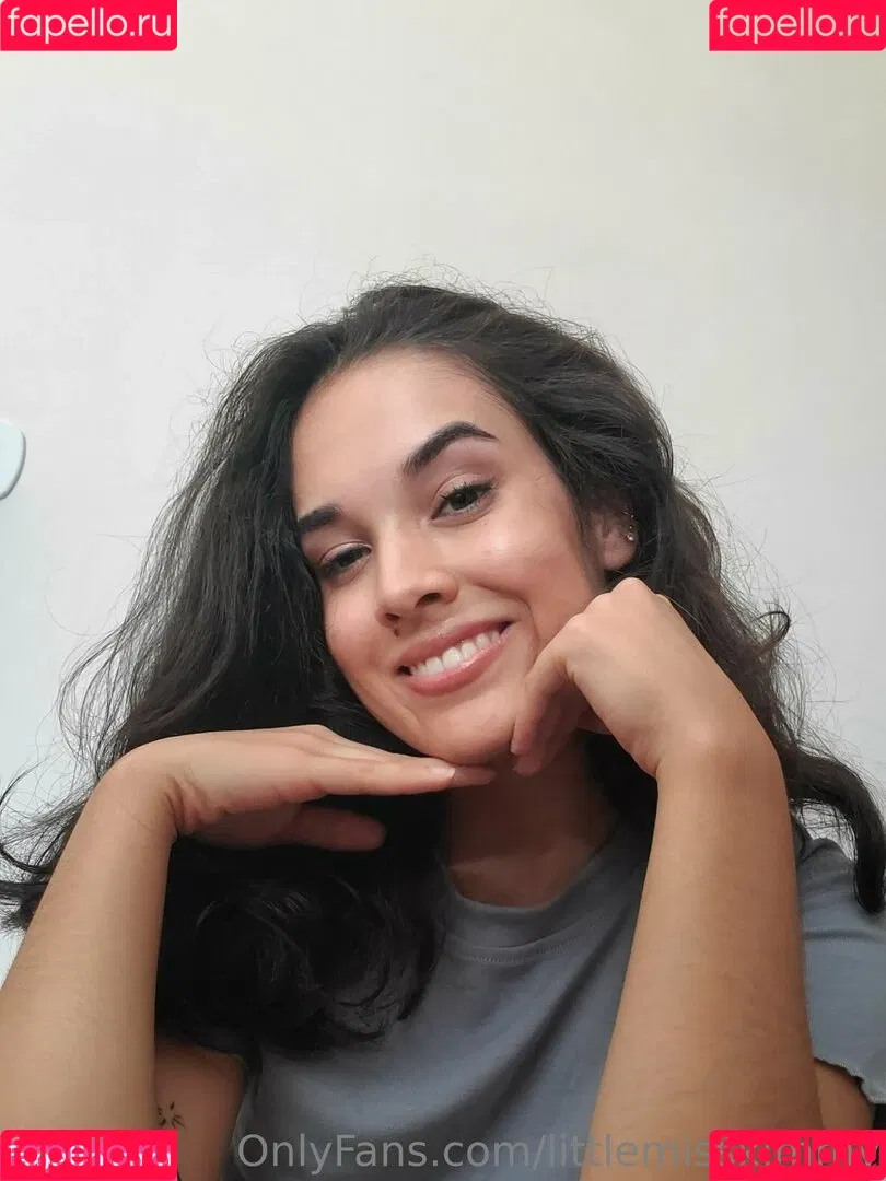 littlemisskimmy Onlyfans Photo Gallery 