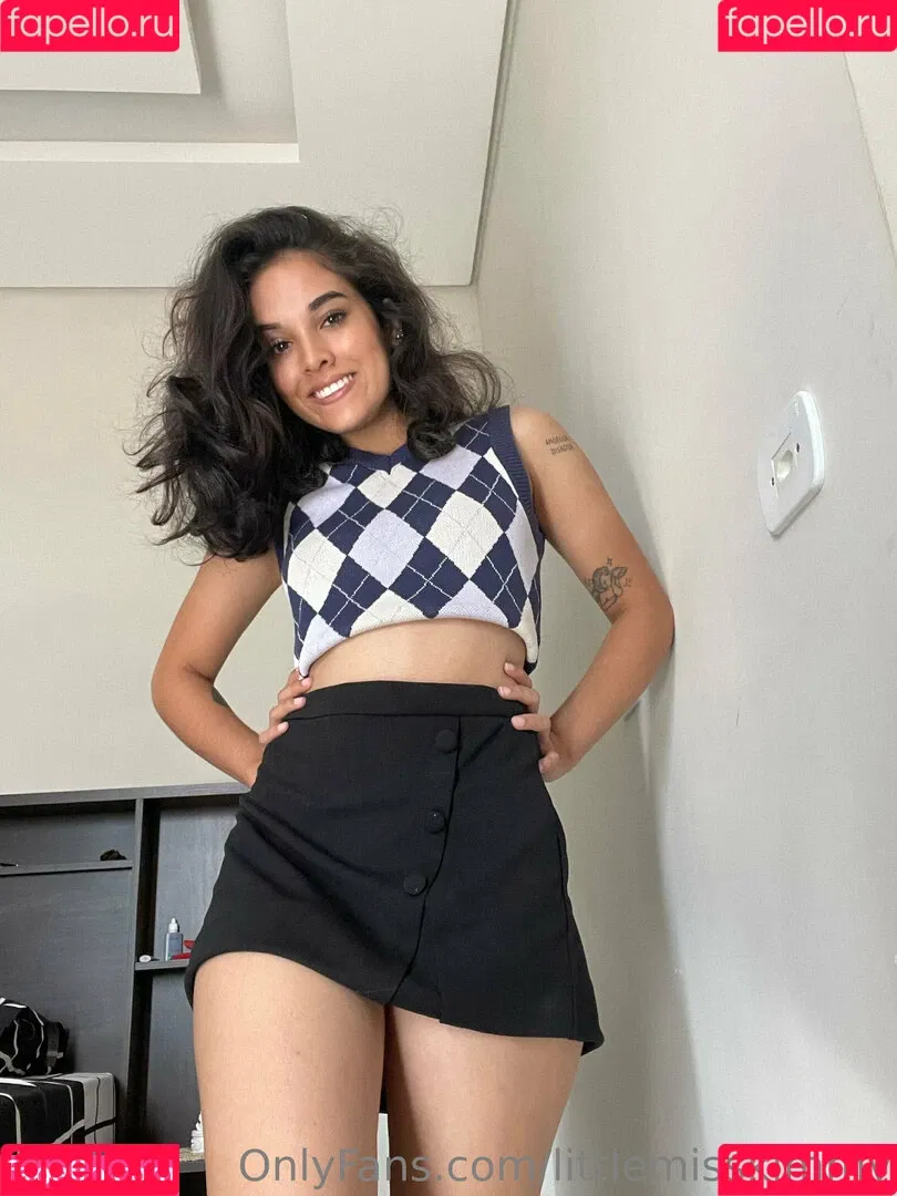 littlemisskimmy Onlyfans Photo Gallery 