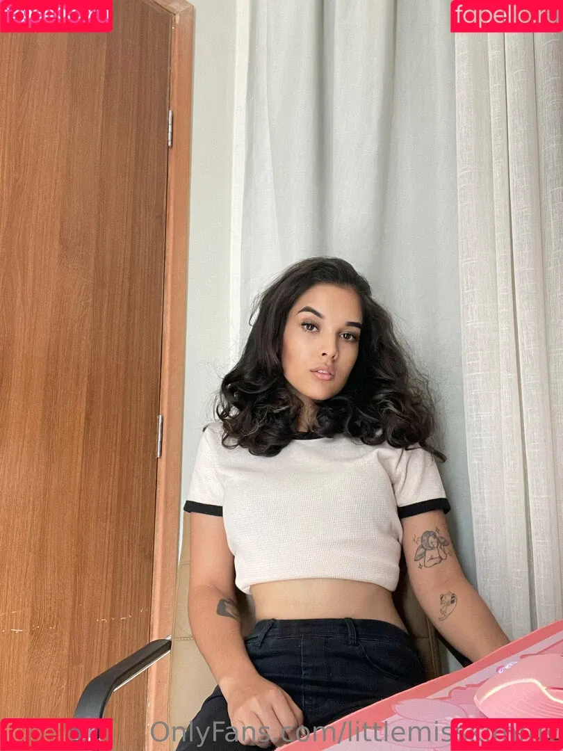 littlemisskimmy Onlyfans Photo Gallery 