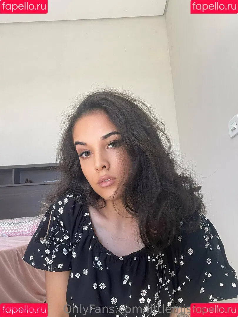 littlemisskimmy Onlyfans Photo Gallery 
