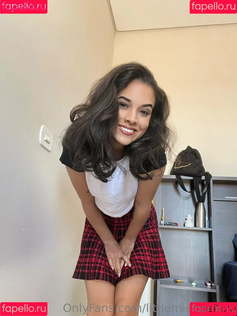 littlemisskimmy Onlyfans Photo Gallery 