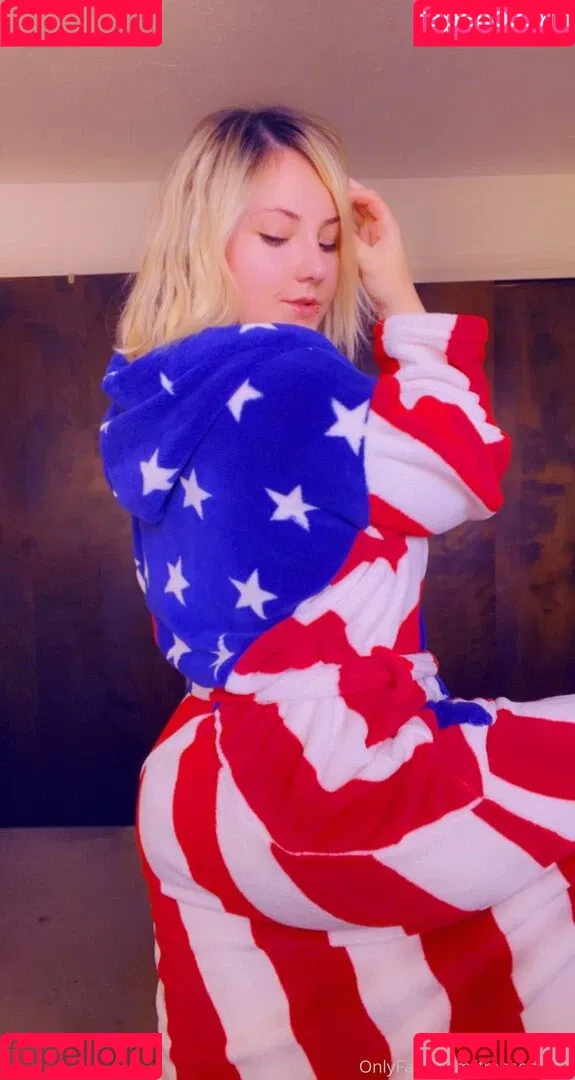 freesoda.grl Onlyfans Photo Gallery 