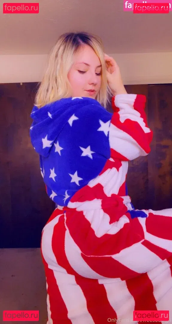 freesoda.grl Onlyfans Photo Gallery 