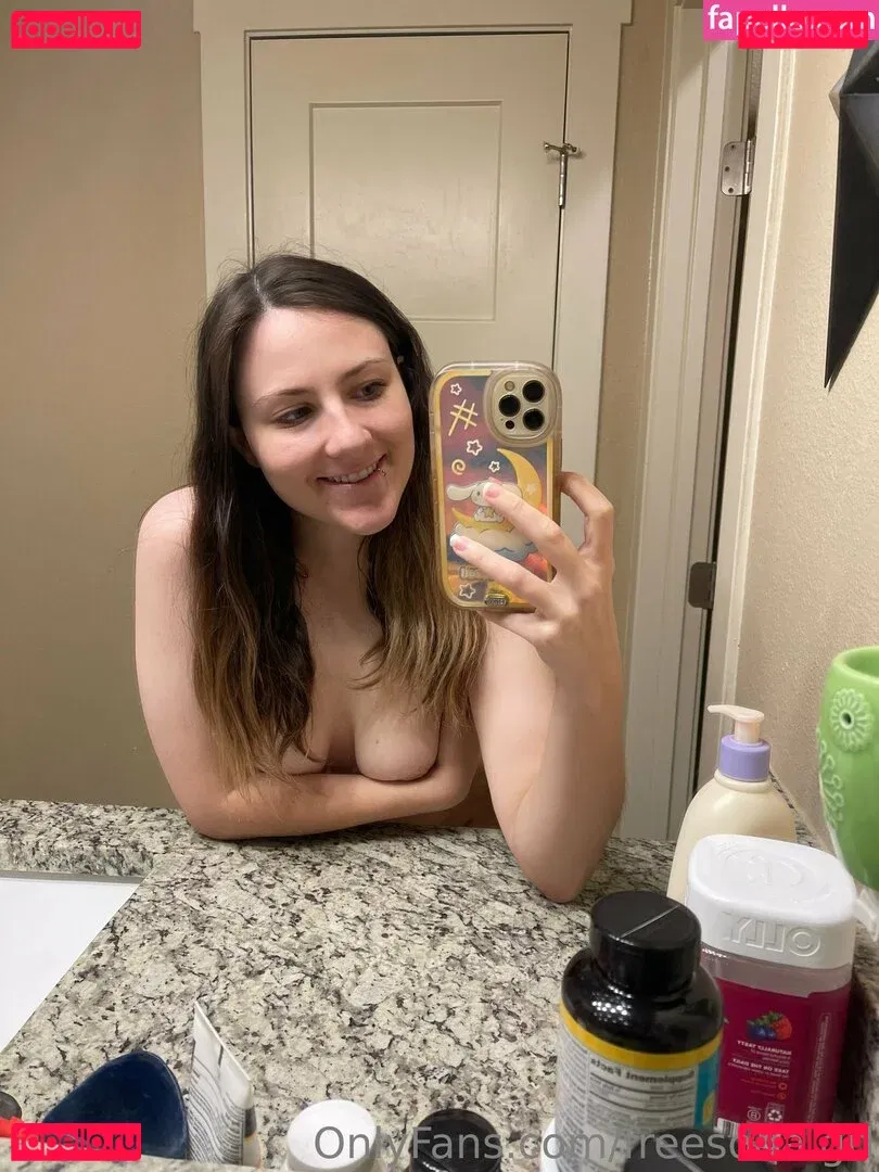 freesoda.grl Onlyfans Photo Gallery 