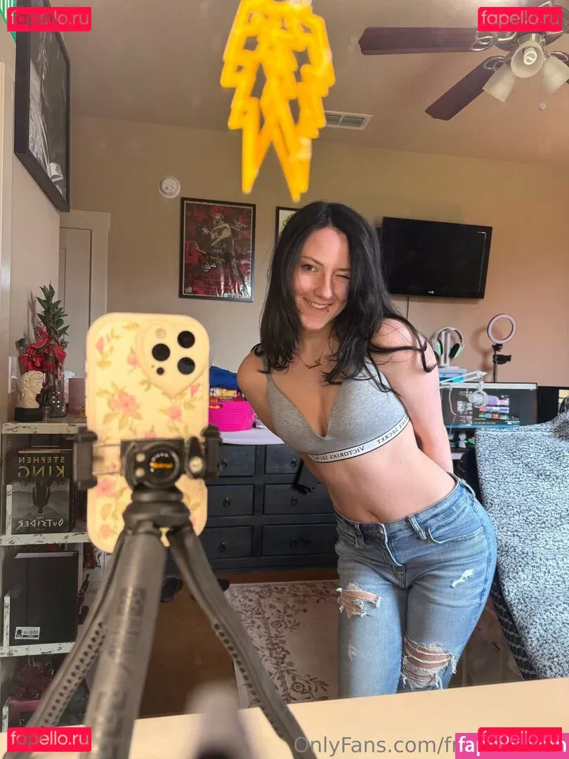 freesoda.grl Onlyfans Photo Gallery 