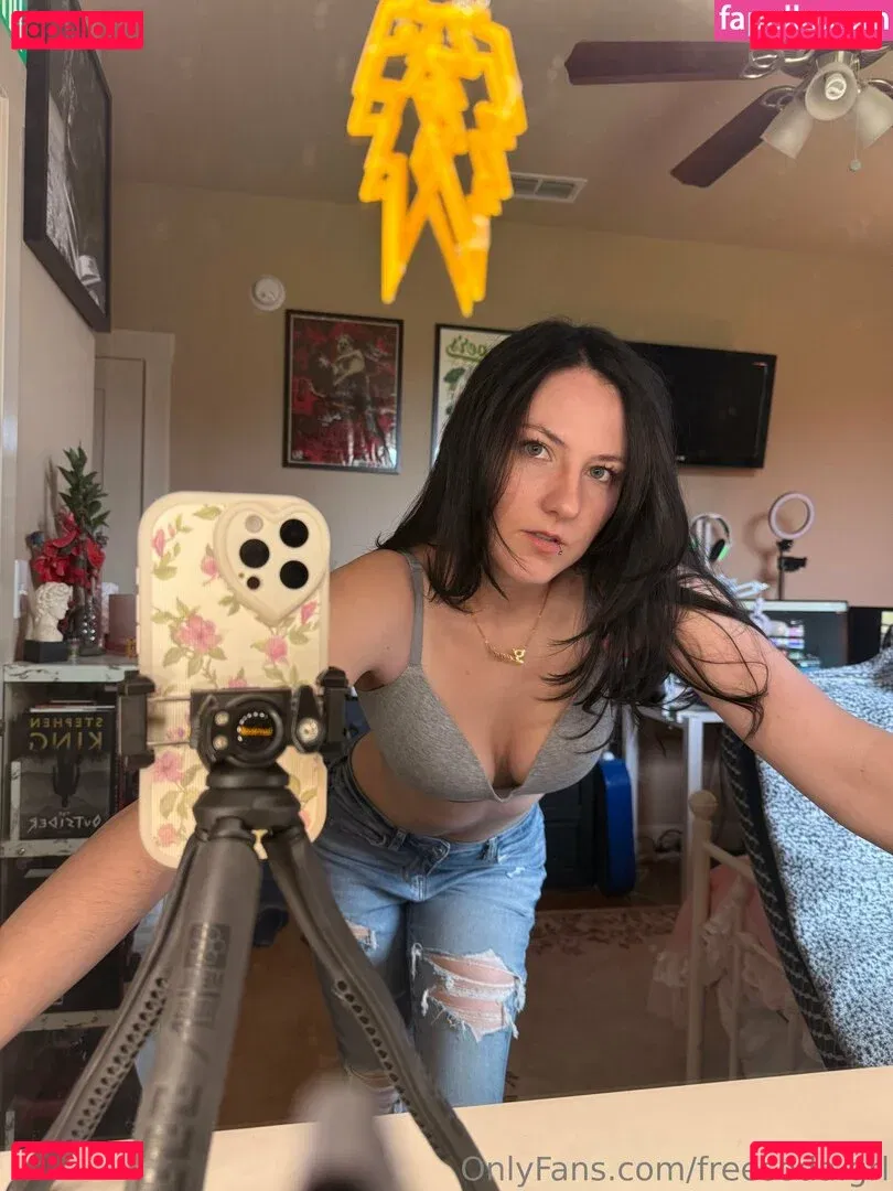 freesoda.grl Onlyfans Photo Gallery 