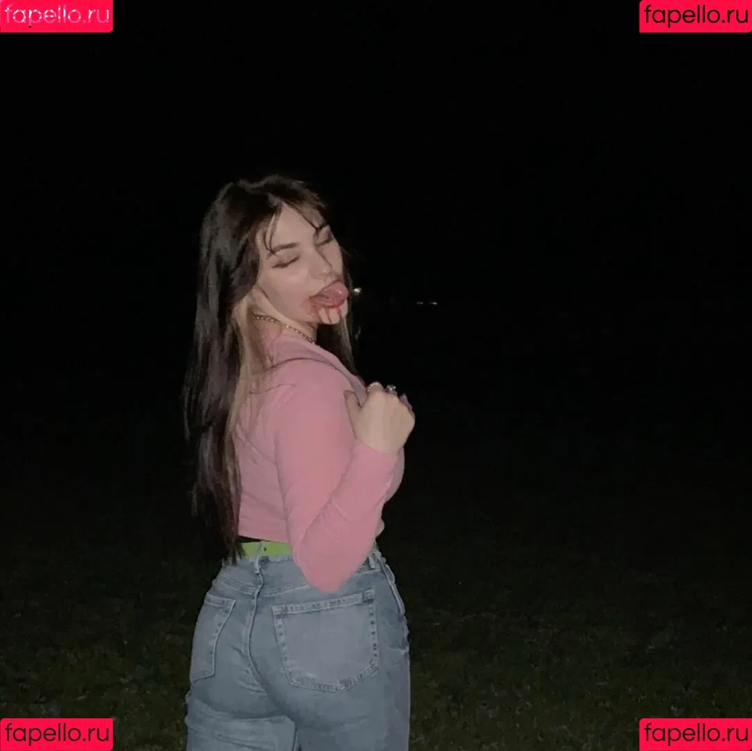 Sarah Lynne Marie Onlyfans Photo Gallery 